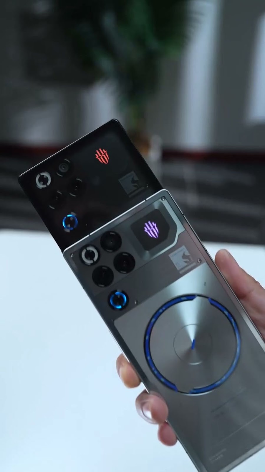 Mua ngay REDMAGIC 11S Pro tại Queen Mobile, siêu phẩm gaming mạnh mẽ dành cho game thủ muốn dẫn đầu 